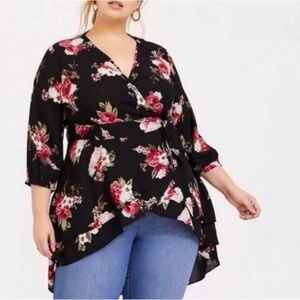 Torrid Floral Georgette Wrap Tunic Blouse Top Size Large (0) Waterfall Front